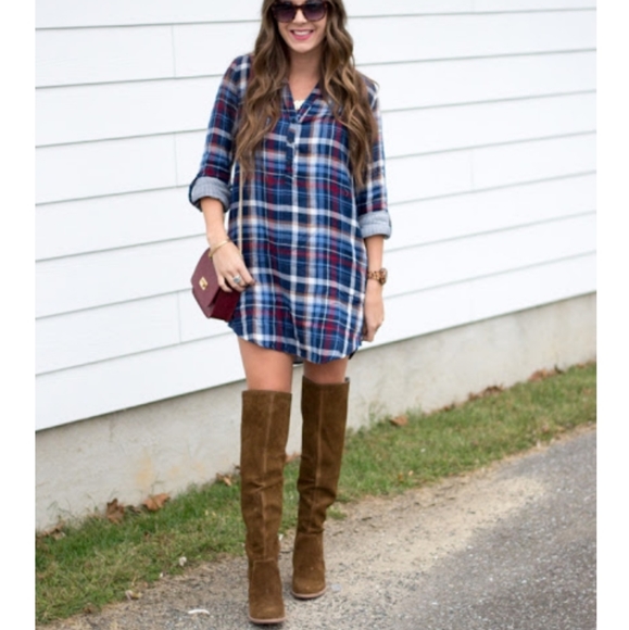 beachlunchlounge Dresses & Skirts - Small beach lunch lounge flannel dress